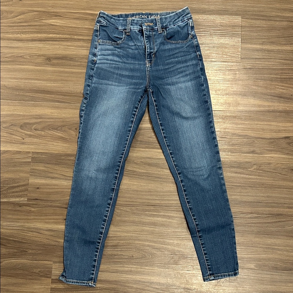 American Eagle Outfitters Women's Mid-Wash Blue Jeggings